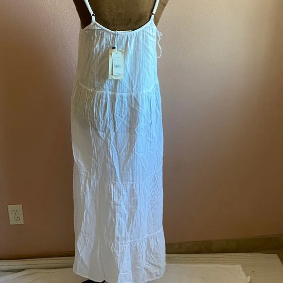 SALTY LEMON Chic White Spaghetti Strap Maxi Dress - Picture 4 of 13